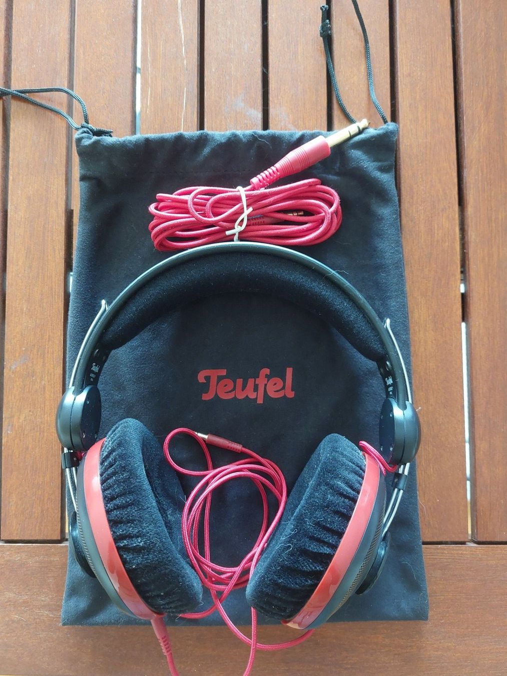 Teufel Cuffie: Teufel Aureol Real Kopfhörer – Usato da Basel venduto da phi_f5yh