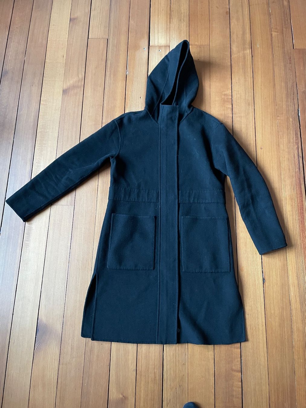 Cappotti: Donna Karan wool coat – Usato da Zürich venduto da lulu_c