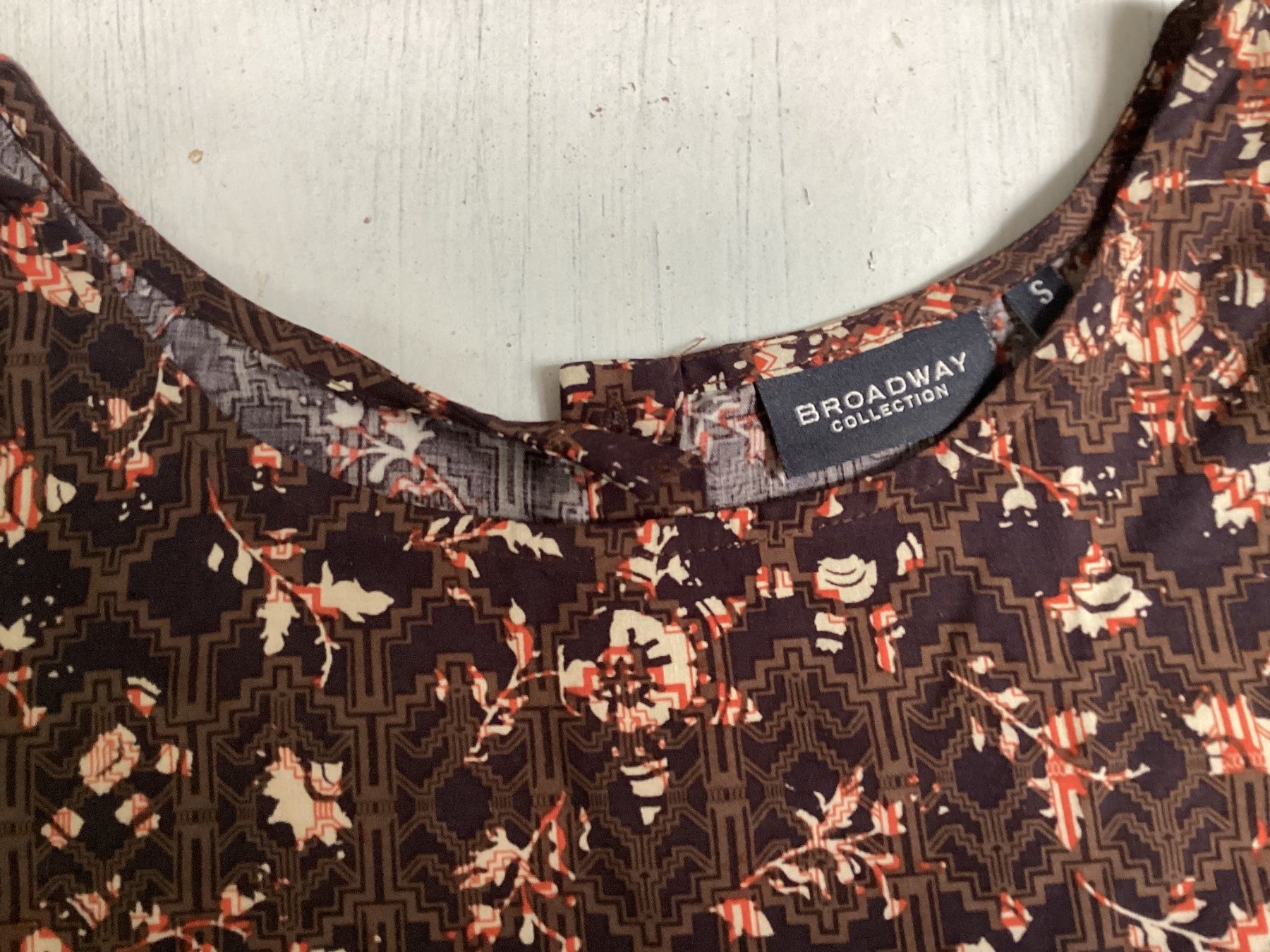 Camicette: BROADWAY Bluse Gr. S Knöpfe Rücken – Usato da Homberg b. Thun venduto da Homata 4