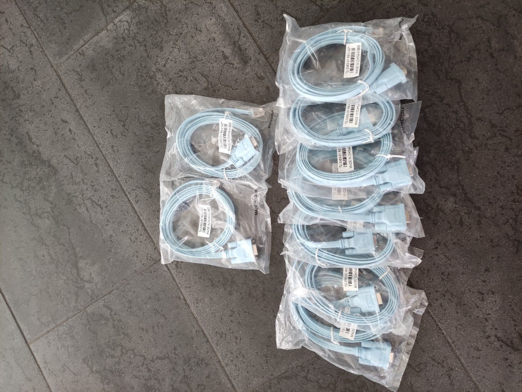 Cisco Cavi: Cisco 72-3383-01 Cable RJ-45 – Nuovo e nell'imballaggio originale da Magden venduto da Hbu