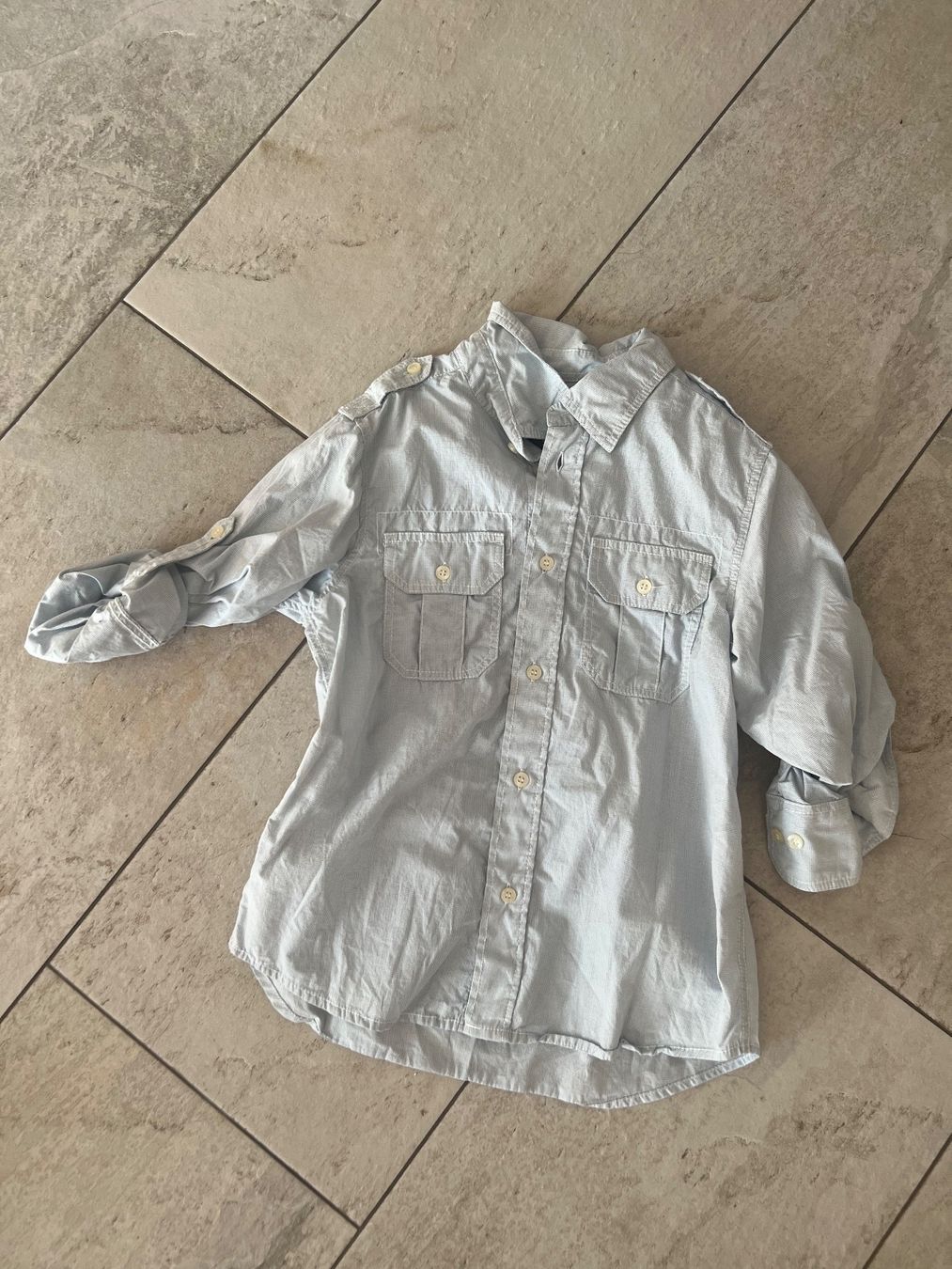 Chemises, T-shirts & Polos: Hemd  Gr.140 – Neuf (Voir description) à Seewen SO par Muggi3 1
