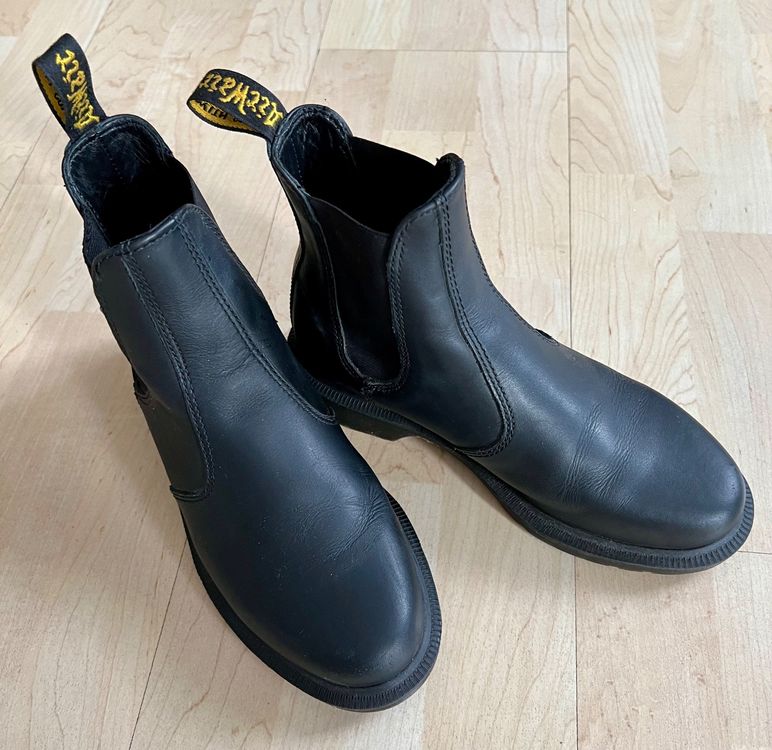 Dr martens laura chelsea boot black sale