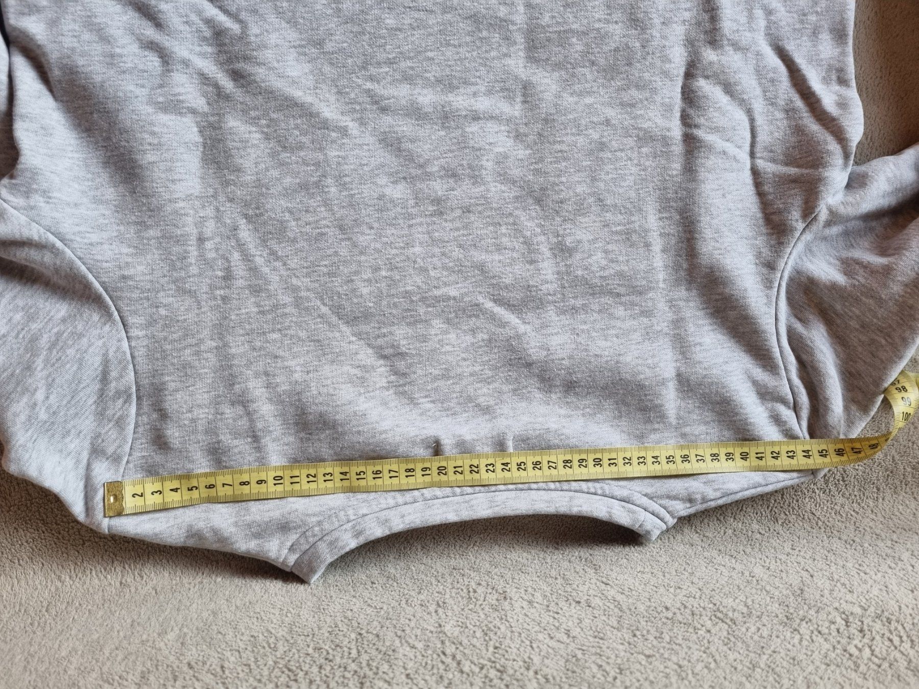 T-shirts: SPRINGFIELD Sweatshirt – D'occasion à St Gallen par vir_5kgt 4