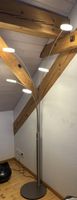 Stehlampe dimmbar