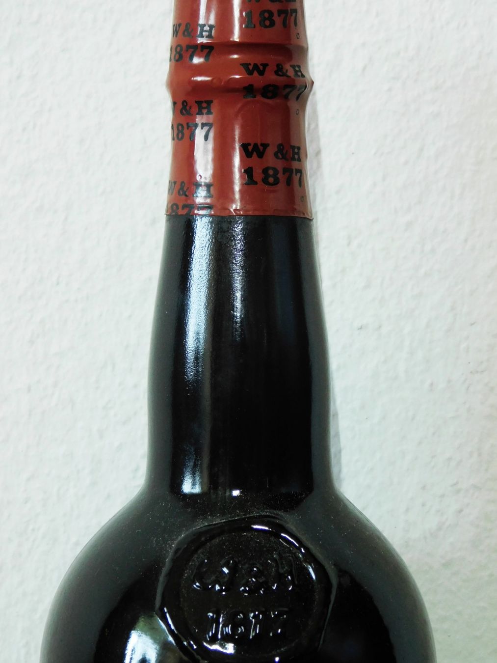 Bevande alcoliche: Trockensack Williams &; Humbert Sherry.1983s – Nuovo (secondo la descrizione) da Emmenbrücke venduto da Ulisse-22 5