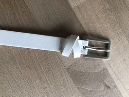 weisser Gurt Kunstleder silberne Hardware (neu)