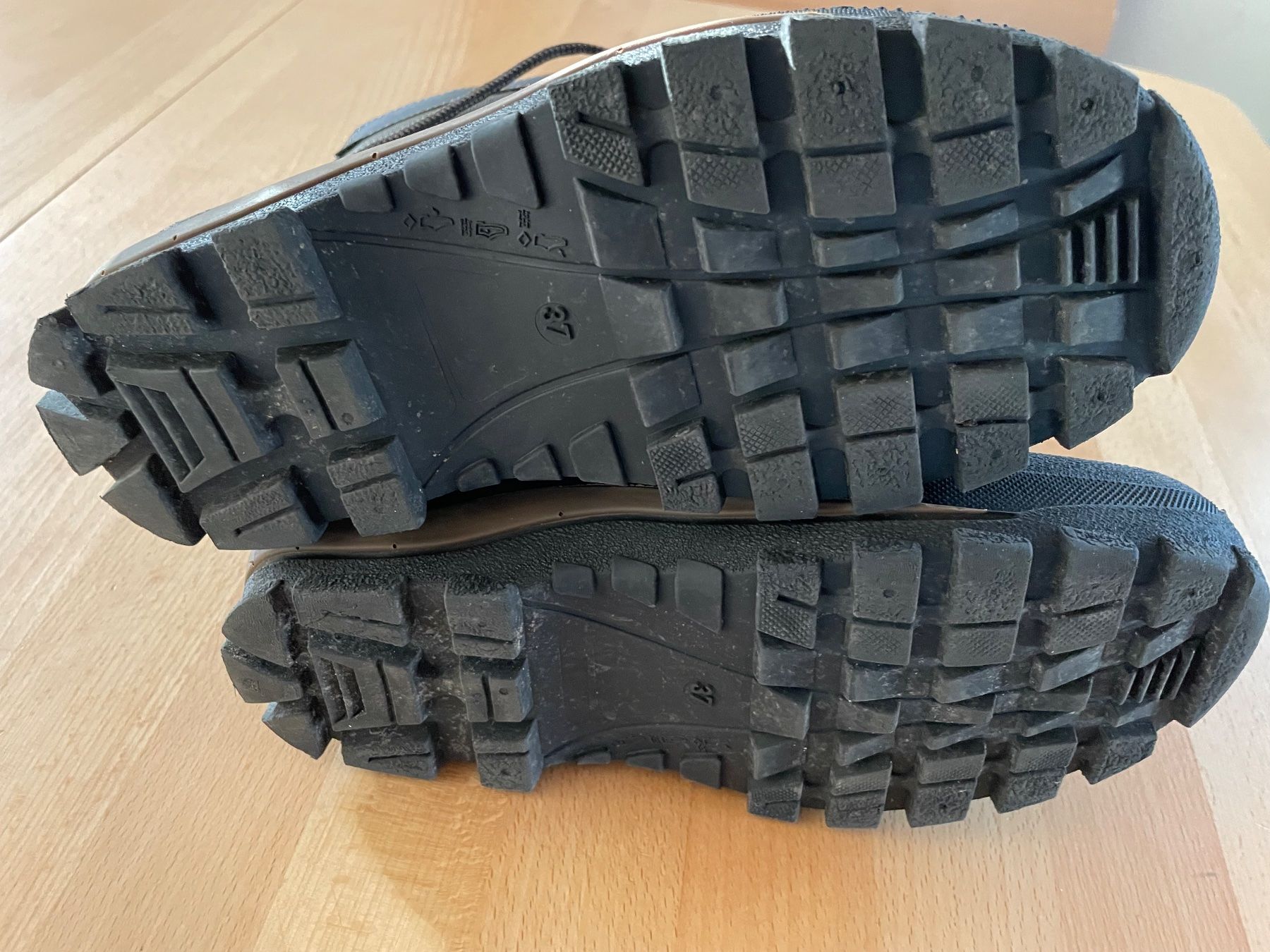 Scarpe da donna: Winterschuhe, Gr. 37, Atrium – Usato da Cham venduto da 2eye 4