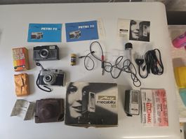 Kameras Petri 75 und Comet II mit Zubehoer Konvolut