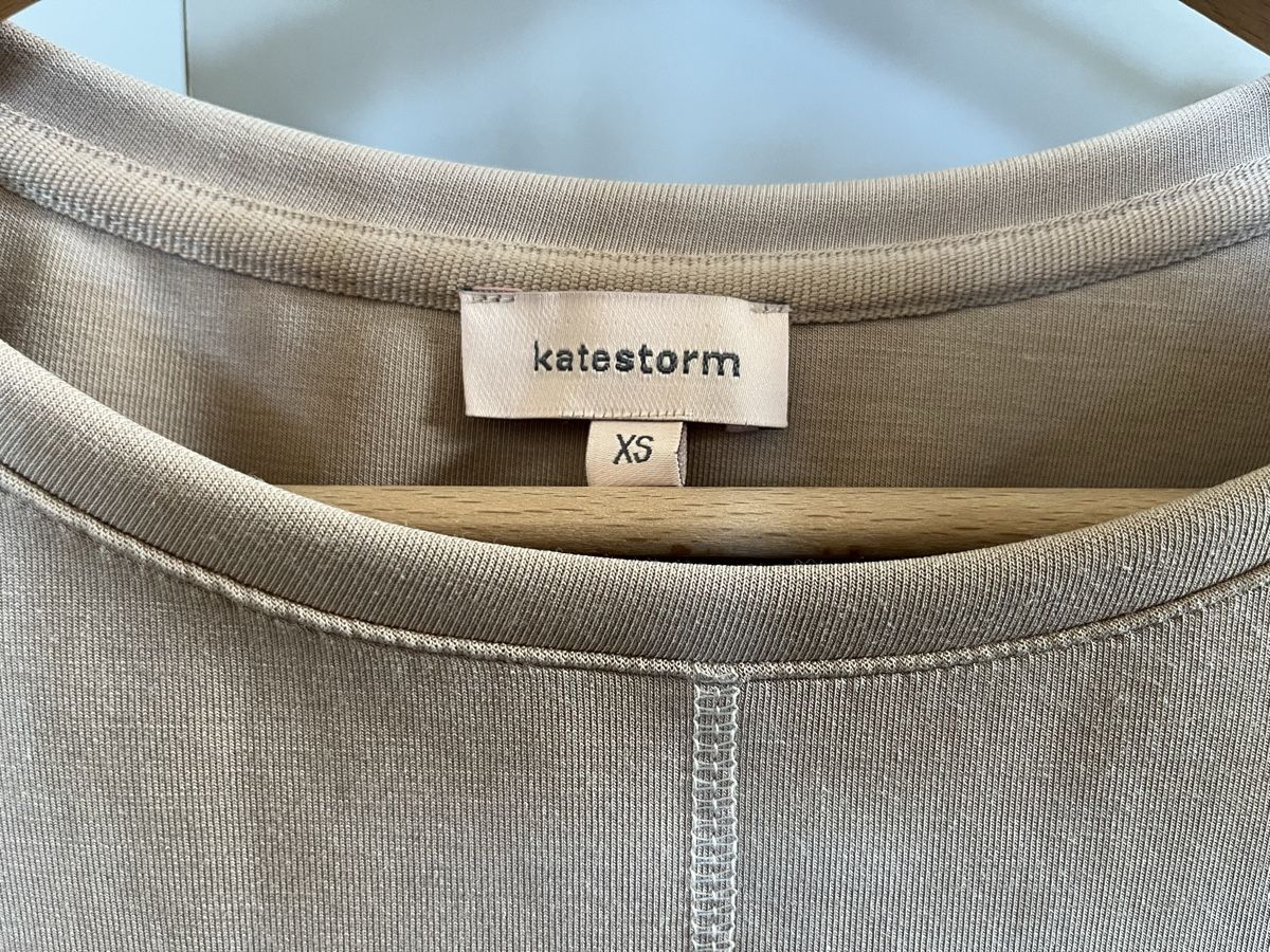 Maglioni & Felpe: Katestorm Pullover, Beige, Gr. XS – Usato da Rorschacherberg venduto da Kpas 3