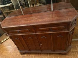 Antikes Sideboard aus Echtholz