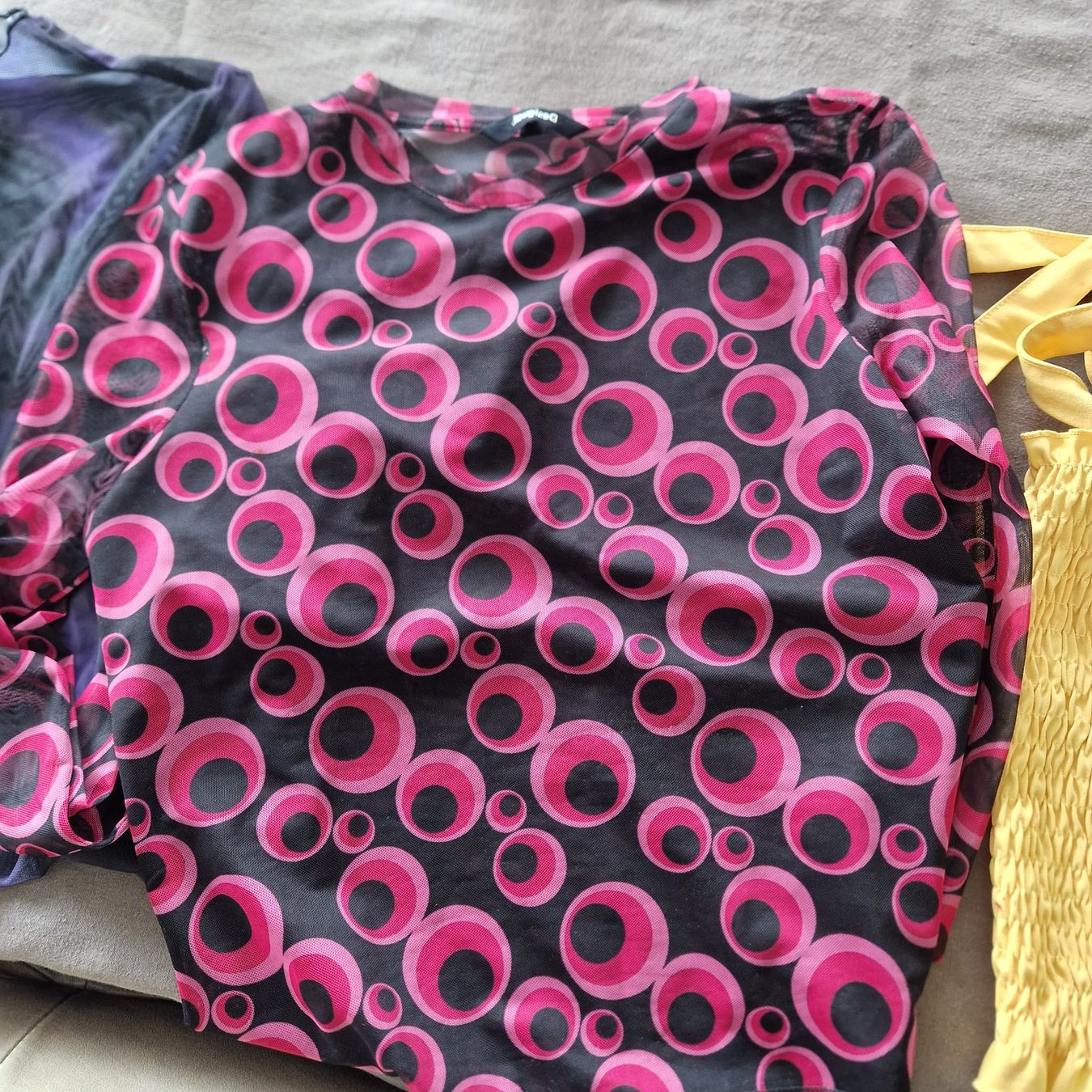 Lotti & Set di vestiti: 3 Shirts, XS-S, Mesh – Usato da Gränichen venduto da sunchi07 4