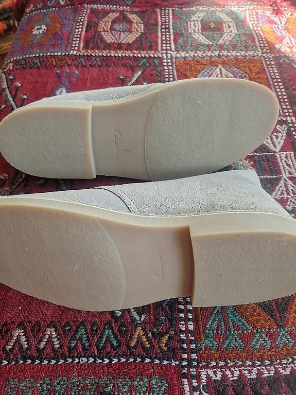 Scarpe da uomo: Clarks Desert Boot in Grösse 47 – Nuovo (secondo la descrizione) da Thun venduto da Mia7374