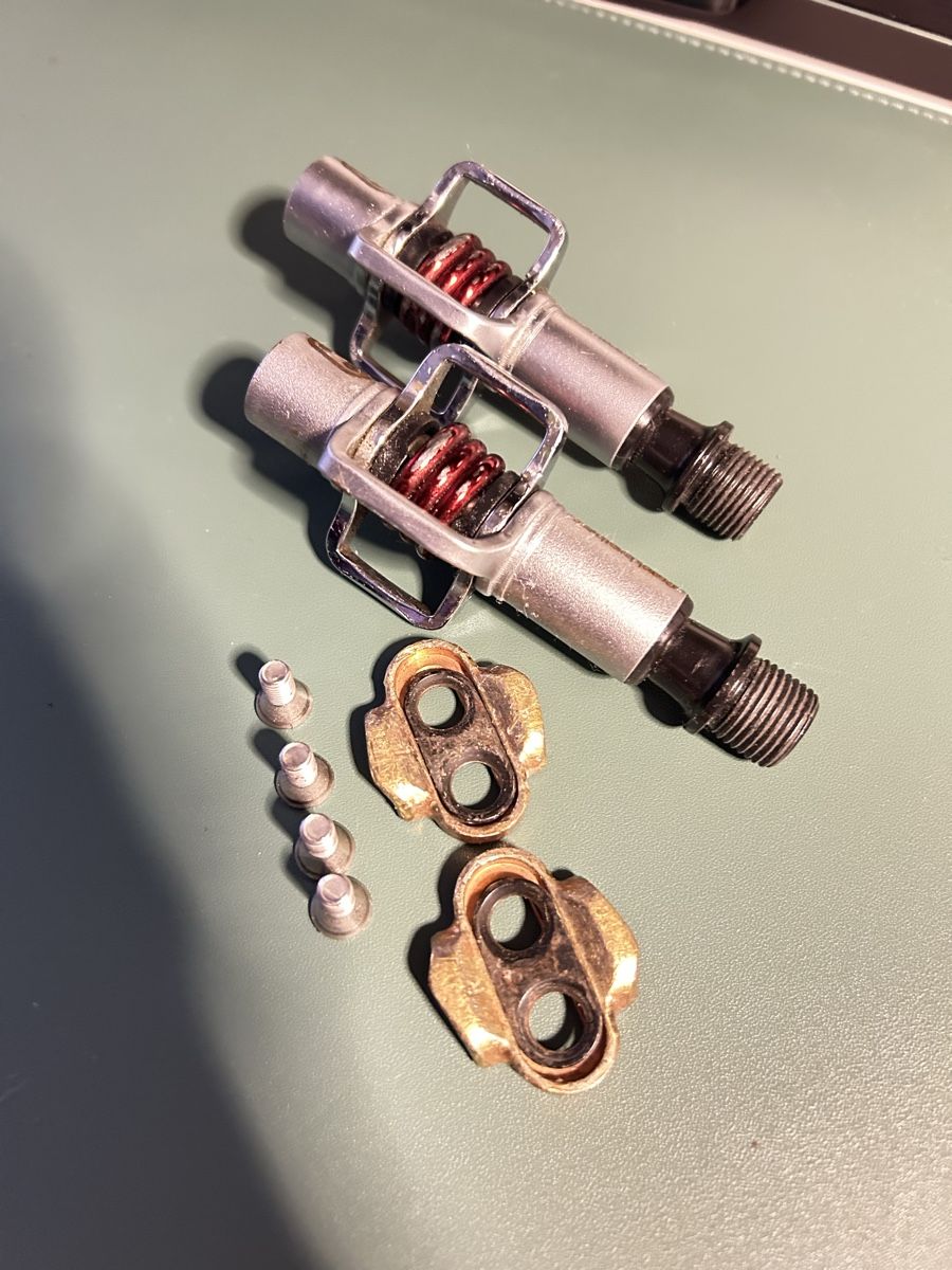 Pezzi di ricambio: Crankbrothers Eggbeater Klickpedale – Usato da Bern venduto da rei_c85n