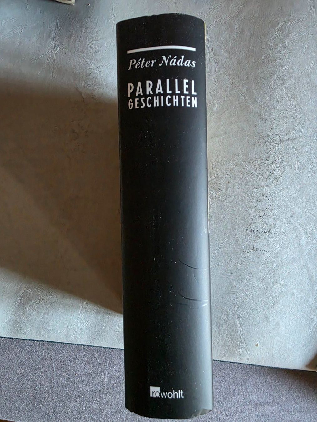 Libri: Péter Nadas - Parallel Geschichten - Roman - 2012 – Nuovo (secondo la descrizione) da Walterswil BE venduto da Lonitti 4