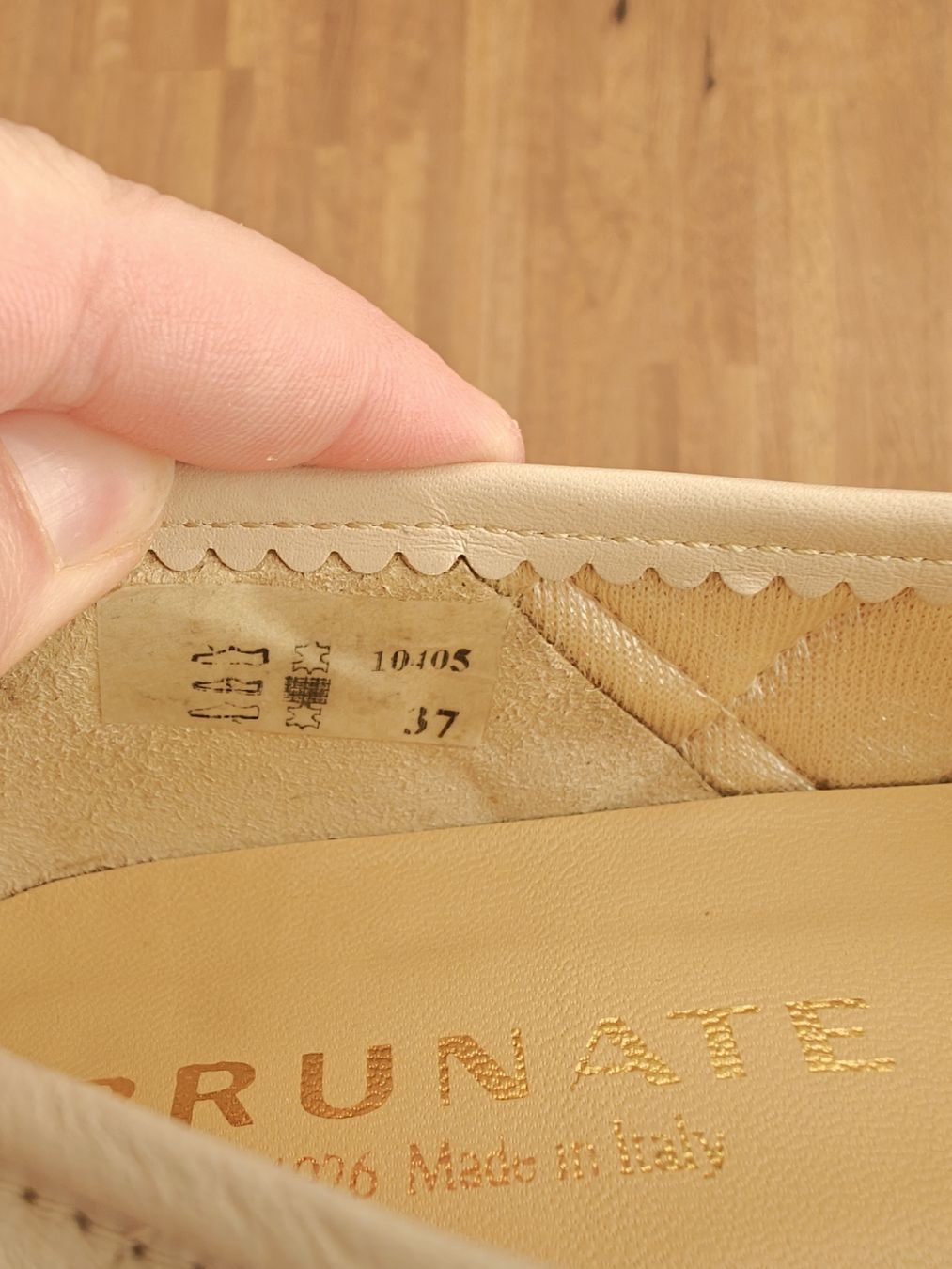 Brunate Damenschuhe: Brunate Quilted Leather Ballet Flats – Gebraucht aus Wabern von kat_w92r 2