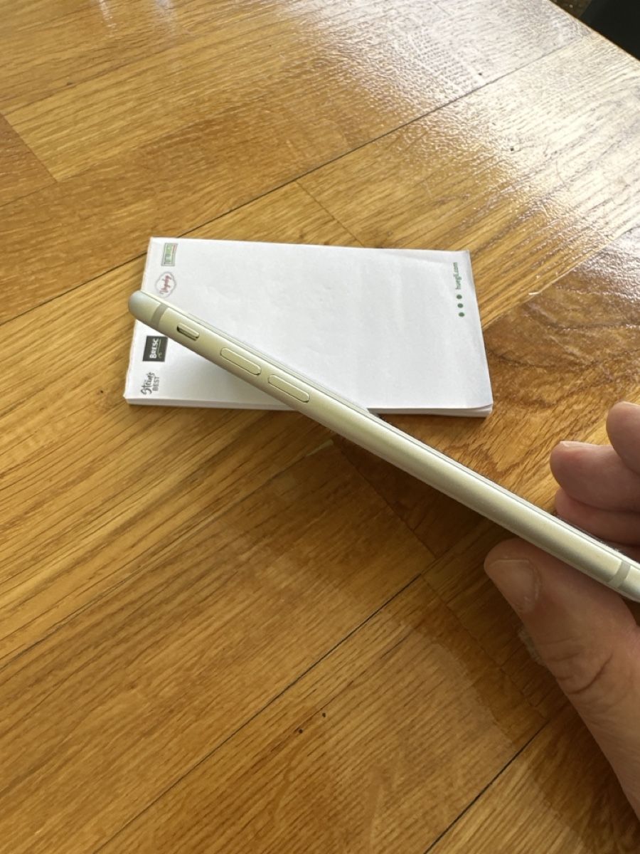 Apple Handys / Smartphones: I Phone 8 – Gebraucht aus Oberegg von hilli9 1