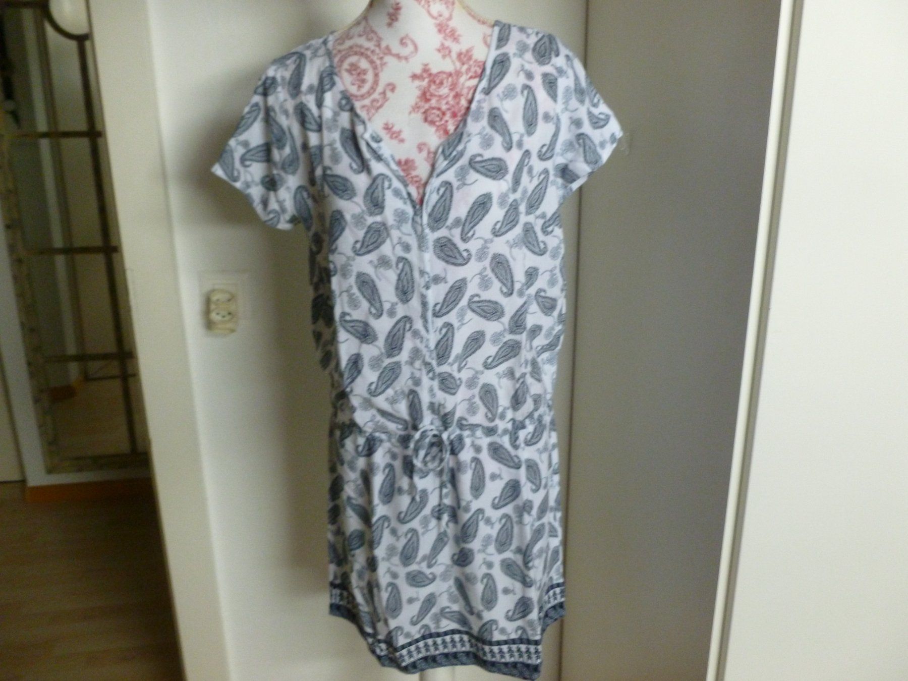 Robes: Kleid – D'occasion à Arlesheim par Jadur 2