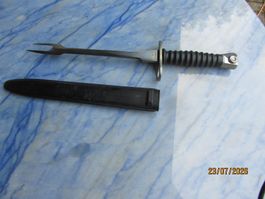 Bajonett Grillgabel 57 mit Scheide