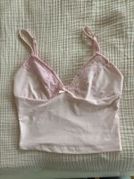 Zartrosa Crop Top mit Spitze Grösse S - Sommer-Must-Have!