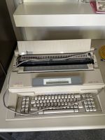 Olivetti  ET 2500 Vintage Typewriter