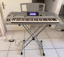 Yamaha PSR-S700 Workstation mit Hohner Ständer und OVP