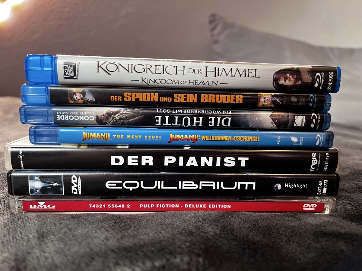 Tutti i DVDs: Verschiedene Blu-rays und DVDs – Usato da Schaffhausen venduto da mir_lk6p 1