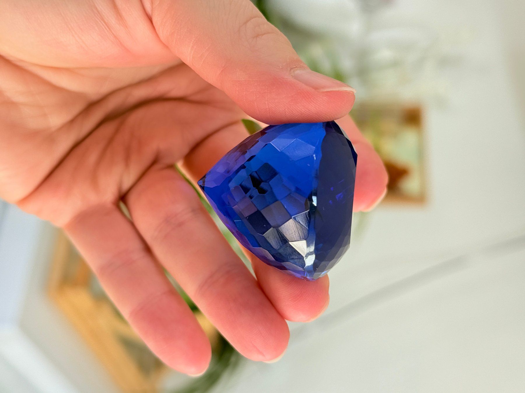 Pietre preziose: 295.20 Ct Certified Loose Gemstone – Nuovo e nell'imballaggio originale da Genève venduto da AWWA 2