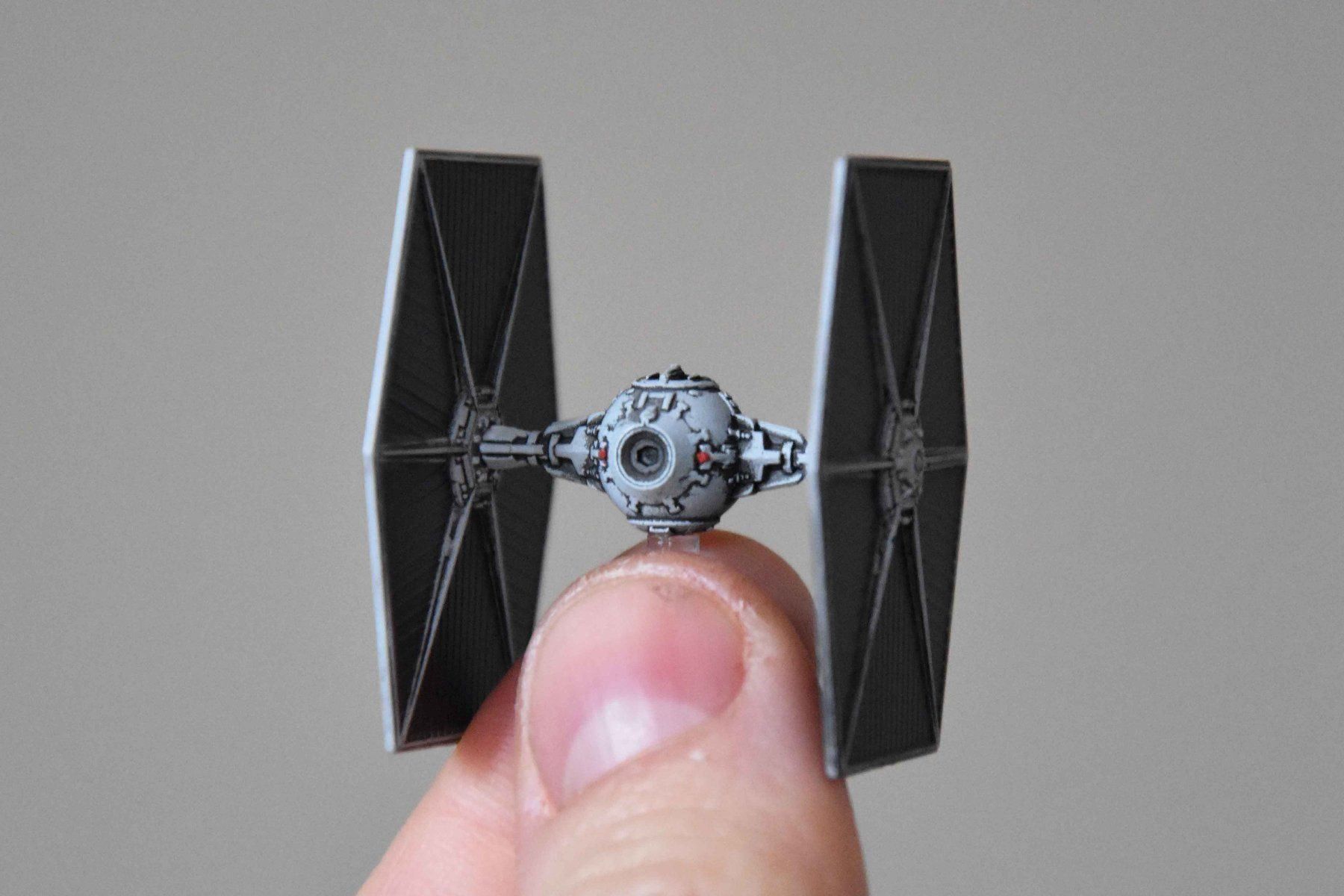 Giochi: Star Wars TIE réacteurs peints – Nuovo (secondo la descrizione) da Vaulion venduto da sambigben