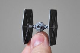 Star Wars TIE réacteurs peints