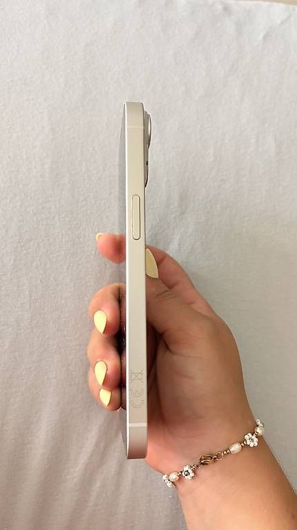 Apple Handys / Smartphones: iPhone 14, 256 GB – Gebraucht aus Wittenbach von ann_xsn5 3