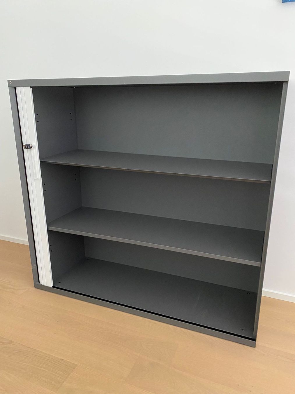 Lista Armadi: Lista Ordnerschrank – Usato da Cham venduto da snowbear_67 2