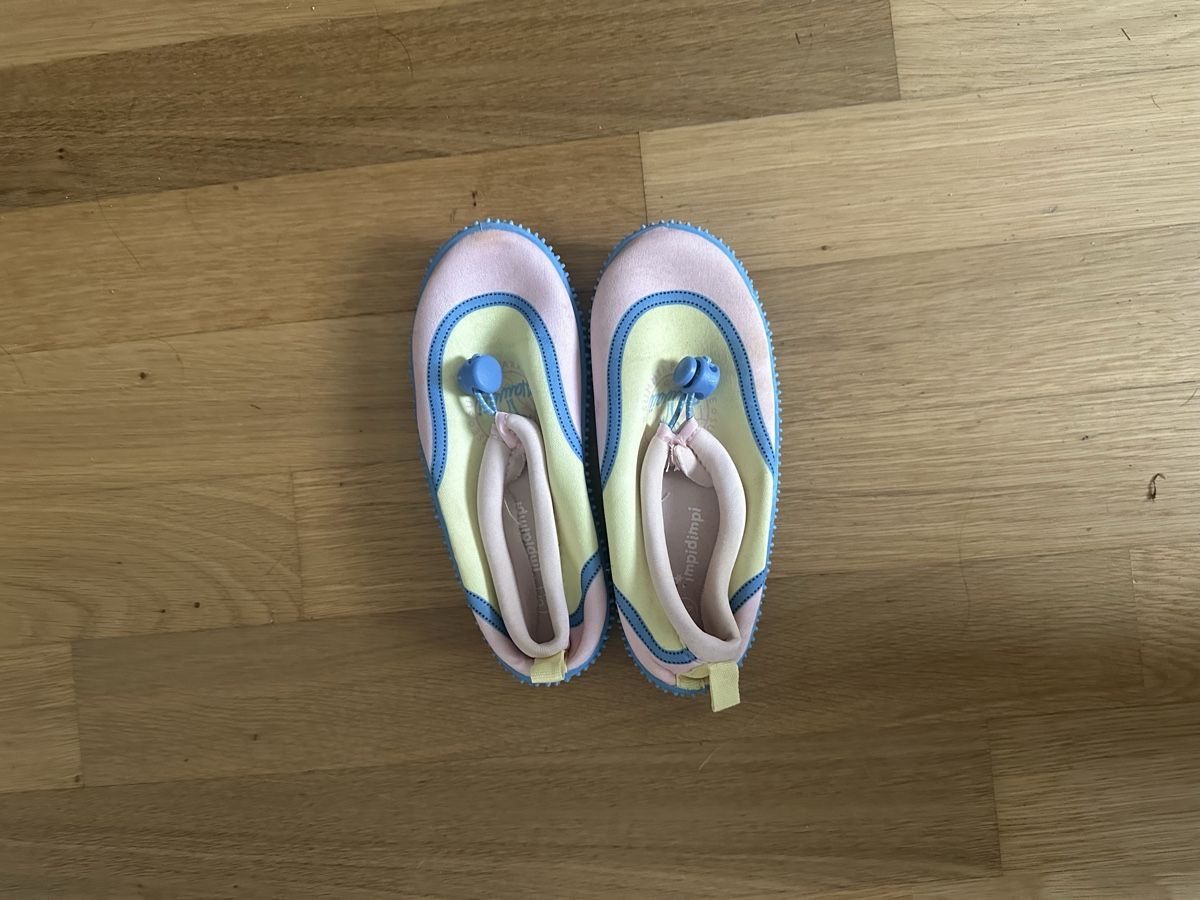 Scarpe per ragazzi: Badeschuhe impidimpi, Grösse 29 – Usato da Eglisau venduto da magier007
