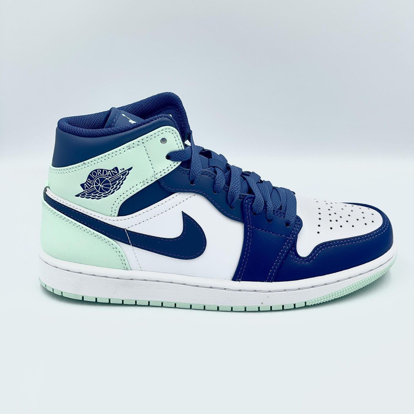 Jordan Scarpe da uomo: Jordan 1 Mid Blue Mint EU 44 – Nuovo e nell'imballaggio originale da Erlinsbach venduto da sasneakers 1
