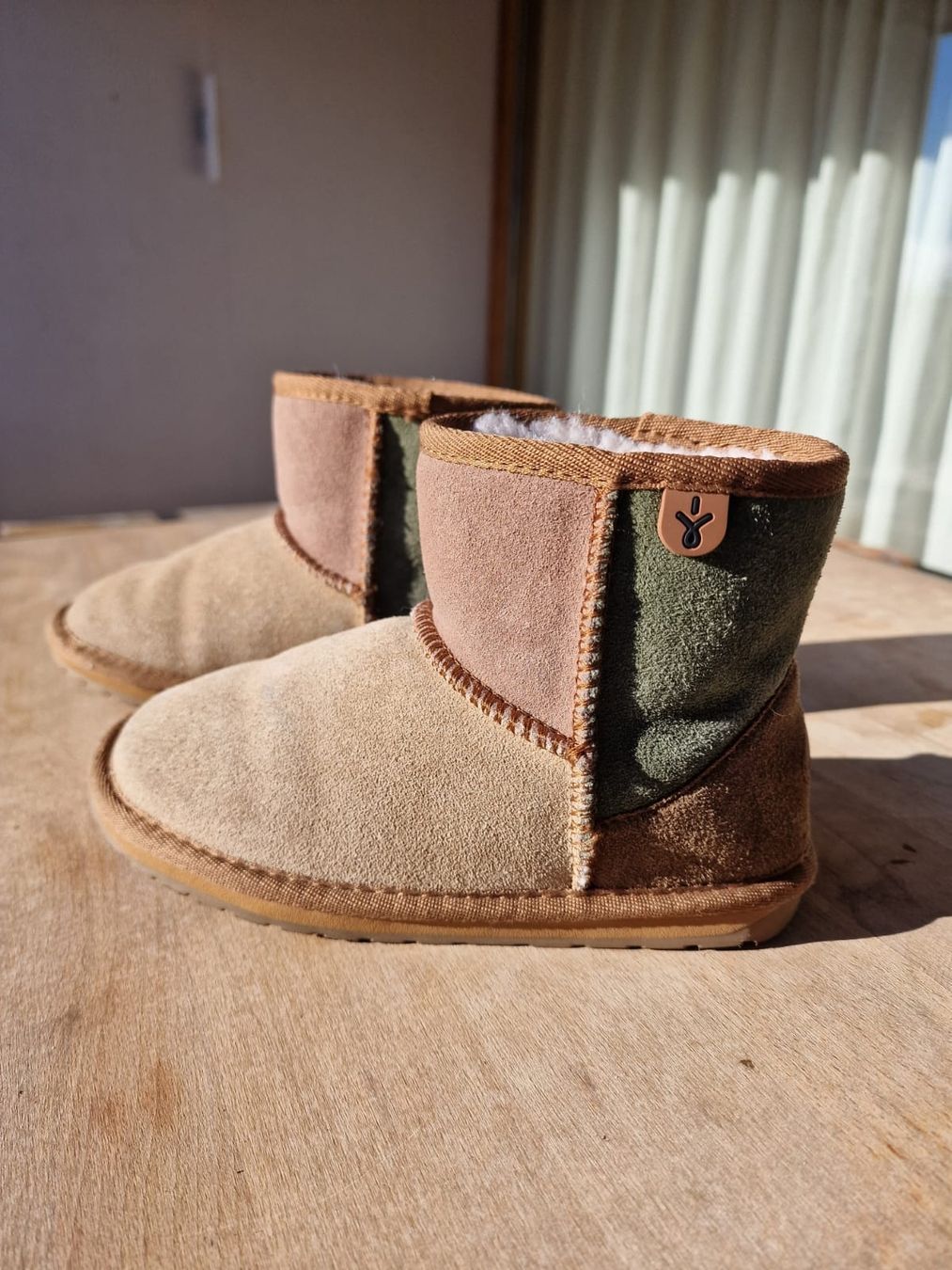 Ugg Scarpe per ragazzi: Emu Boots, Winterkinderschuhe, Uggs – Nuovo (secondo la descrizione) da Mauren venduto da ehr_5cy6 6