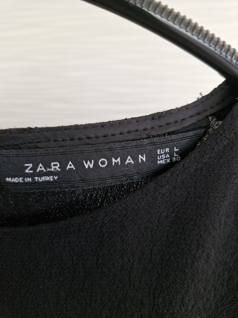 Zara Vestiti: schönes Kleid von Zara – Usato da Dällikon venduto da VanBat 2