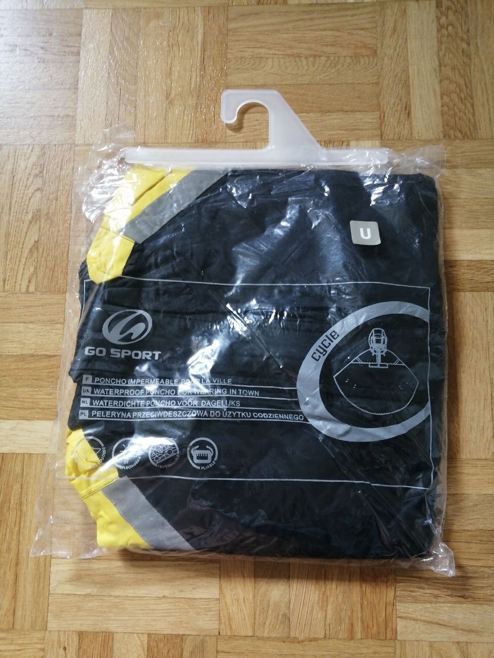Altro in  Abbigliamento & Accessori: Poncho imperméable vélo, taille unique, neuf – Nuovo e nell'imballaggio originale da La Tour de Trême venduto da mar_p78p