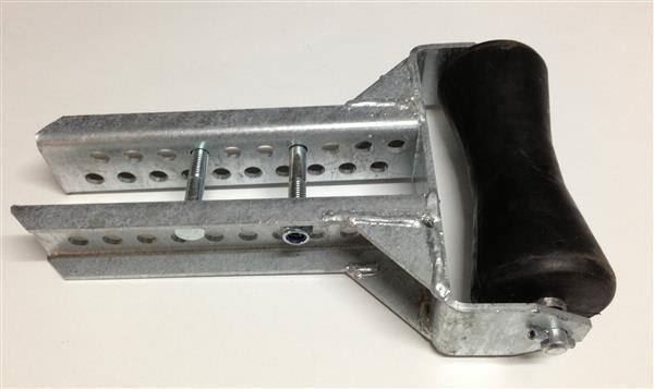 Rimorchi: Kielrollenhalter Bootrolle  Gr. 2, Bootsrolle Kielrolle – Nuovo (secondo la descrizione) da Elsau venduto da mietlift