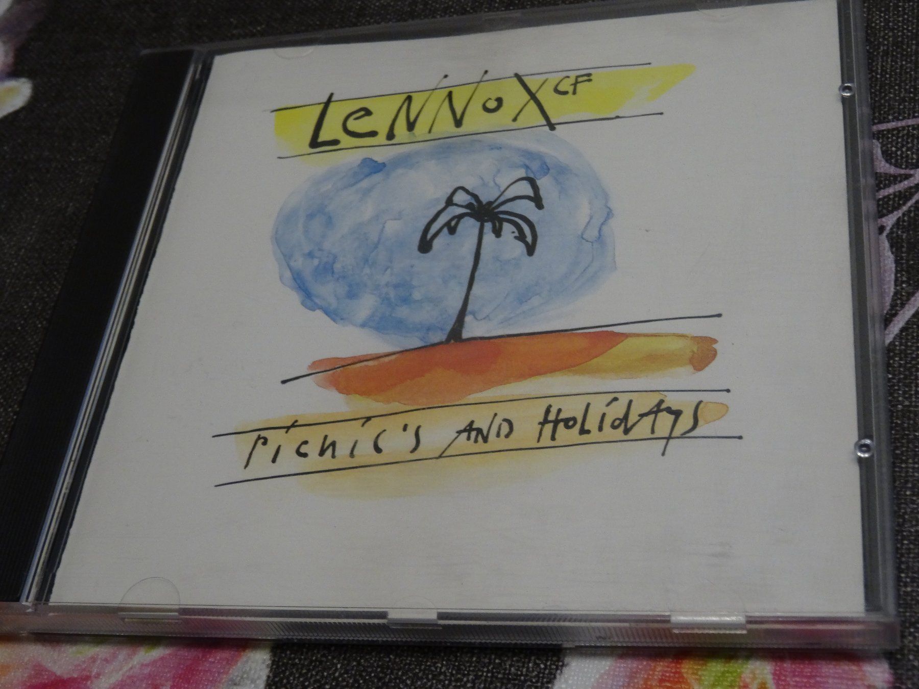 CD: Lennox (CF) - Picnic's and Holidays CD – Usato da Olten venduto da Disc-Ausverkauf