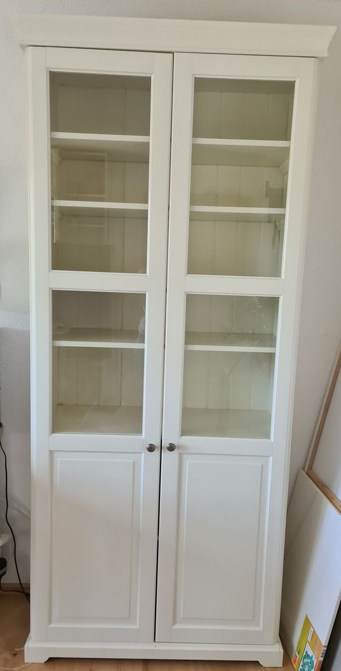Ikea Armoires: Vitrine  / Schrank IKEA Hemnes – D'occasion à Leimbach AG par Mops04