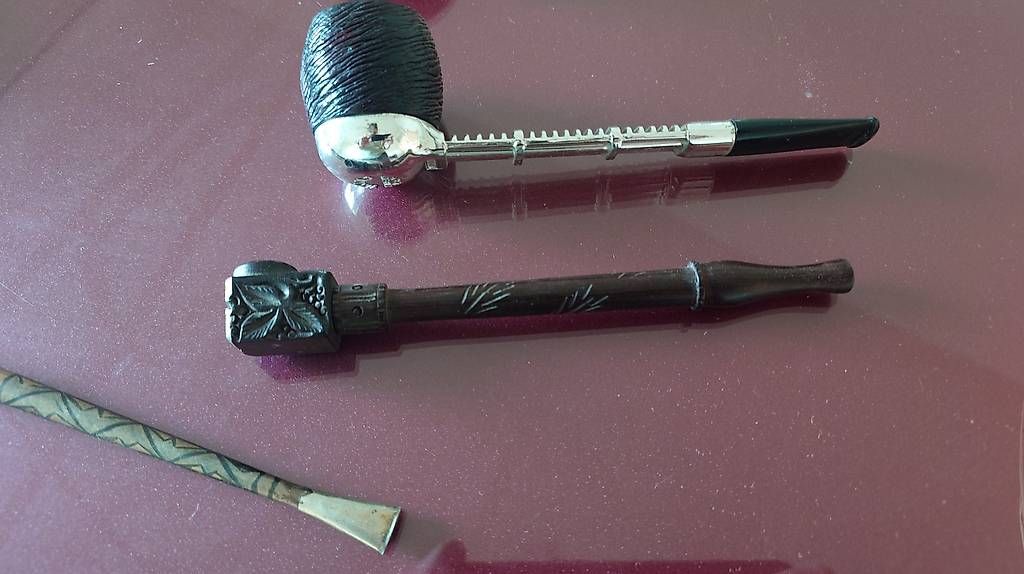Pipes & Accessoires: Sammlung von verschiedenen Tabak Pfeifen – D'occasion à Winterthur par AtlantisZ1 3