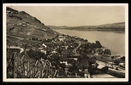 Twann, Ort, Weinberge und Bahnlinie am S