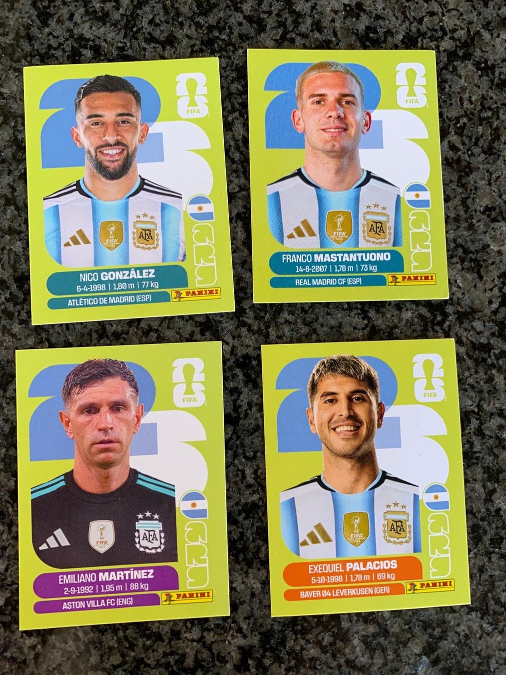 Panini Sammelbilder & Trading cards: Panini Stickers – Gebraucht aus Willisau von son_q7rj
