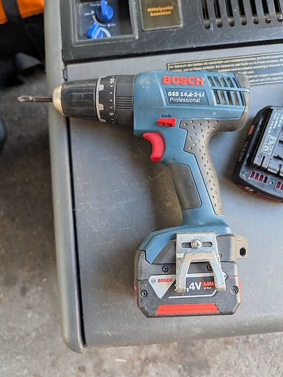 Bosch Bohrmaschinen: Bosch Professional 14,4V Akkuschrauber – Gebraucht aus Erstfeld von up. 1