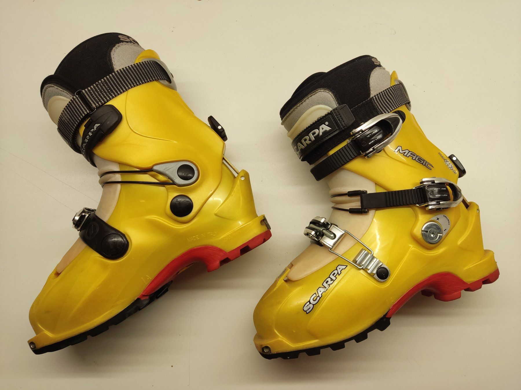 Scarpa Scarpe da uomo: Scarpa Skitourenschuhe Magic Gr. 40-41 – Usato da Bern venduto da wratter