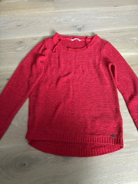 Only Maglioni & Felpe: Schöner Pullover in einem wunderschönen Rotton Größe S – Usato da Lausanne 26 venduto da anaxena 1