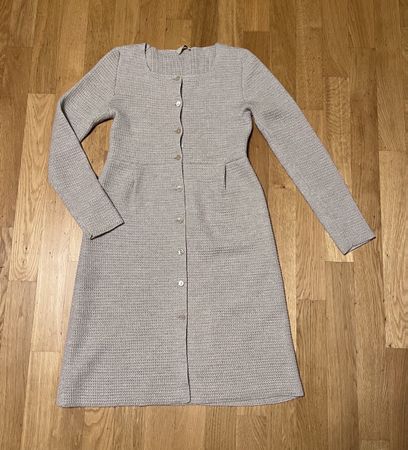 Hochwertiges Merino-Strickkleid  – Grösse XS