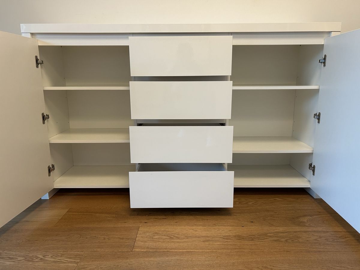 Commodes: Sideboard, weiss – D'occasion à Gommiswald par jac_d9xh 2