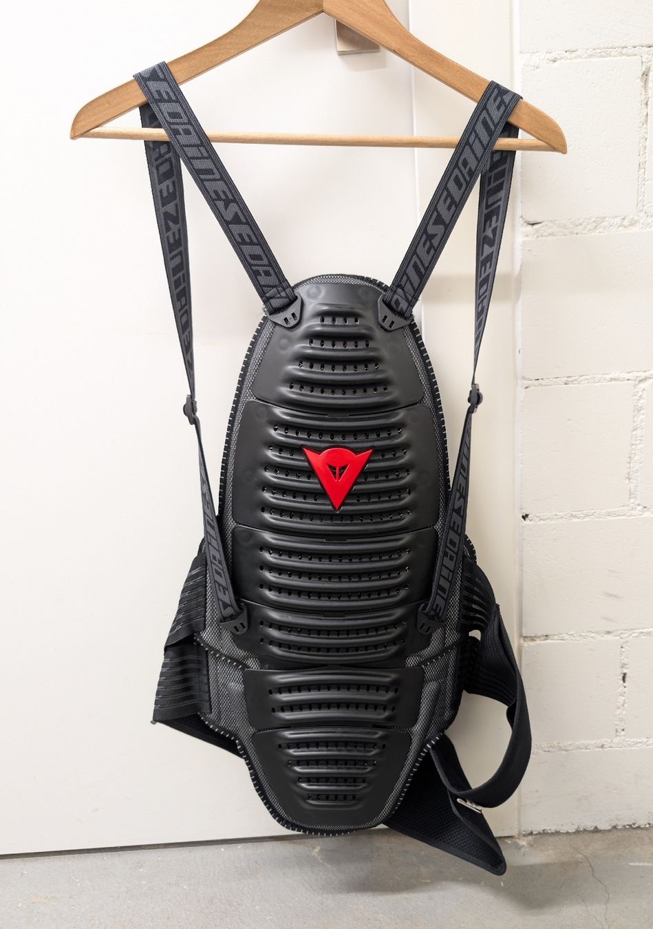 Dainese Protezioni & Imbottiture: Dainese Rückenprotektor | gepflegt | unfallfrei – Usato da Oetwil an der Limmat venduto da martigni