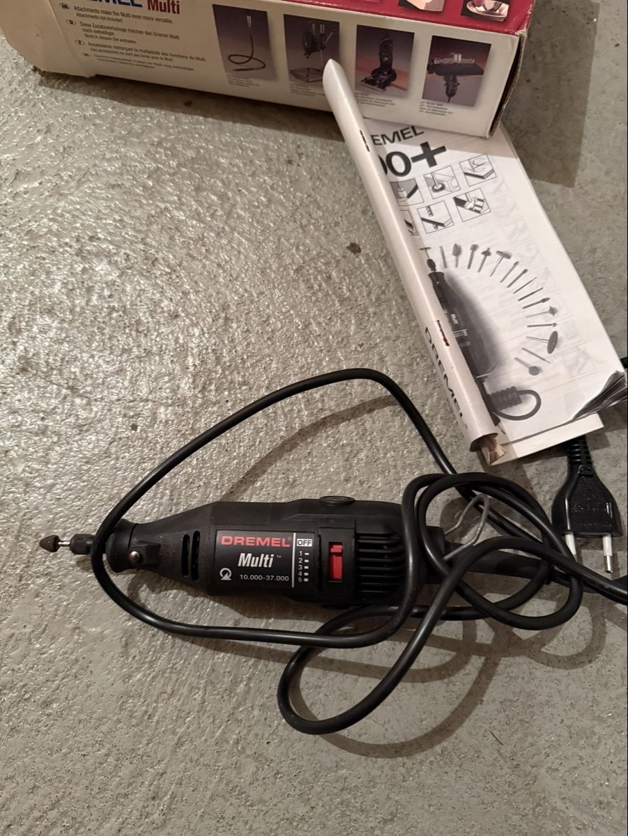 Dremel Schleifen & Polieren: Dremel 125W 220V Multischleifer  – Gebraucht aus St. Gallen von besi97