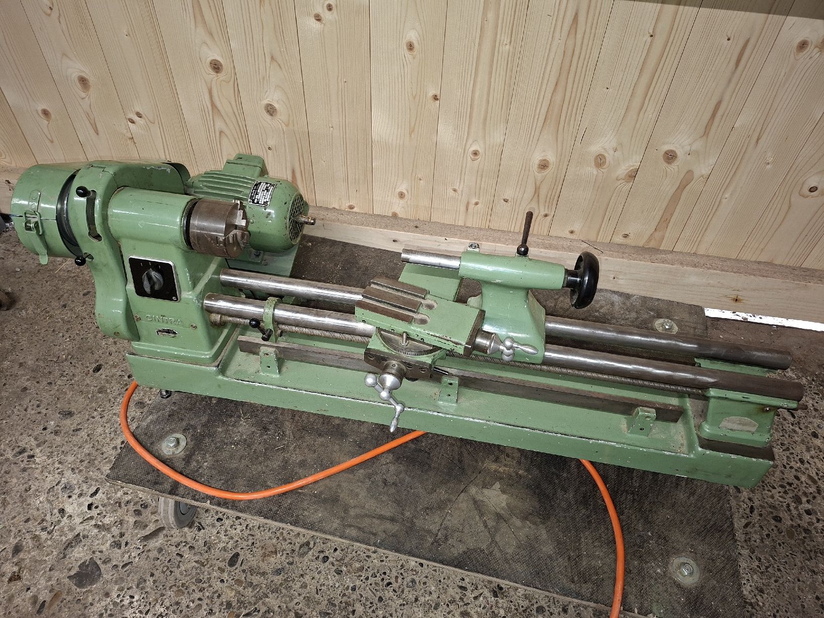 Tutte le macchine: Cintra Drehbank 380V – Usato da Niederuzwil venduto da peter.